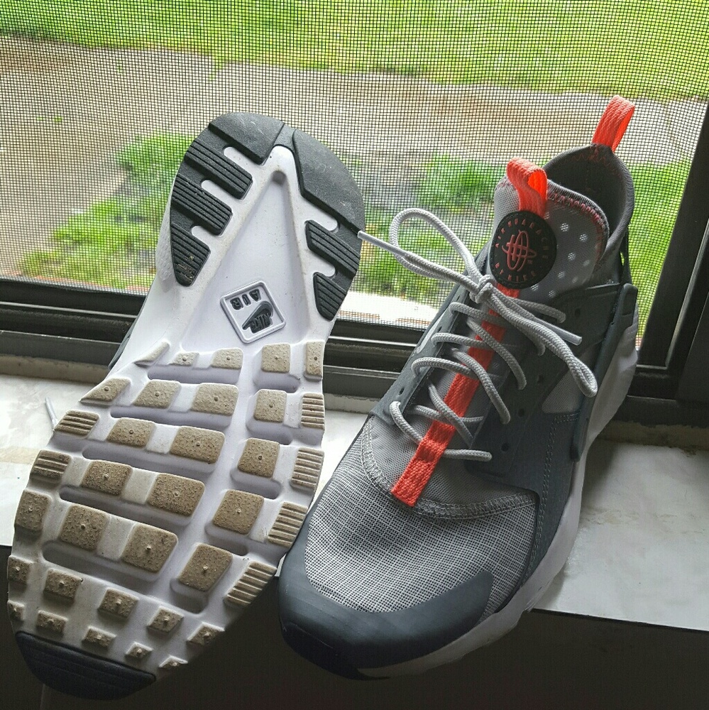Nike shoes